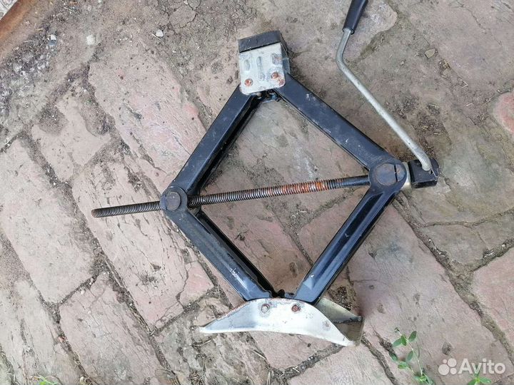 Домкрат
