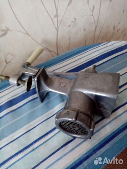 Мясорубка ручная СССР чугунная