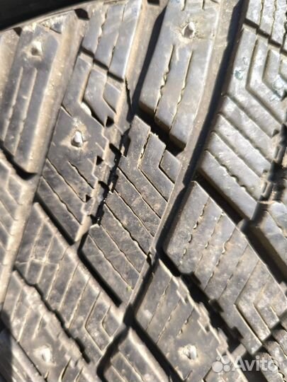 Goodyear Ultragrip Ice Arctic 205/50 R17 93T