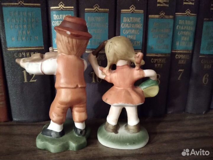 Фарфоровые статуэтки