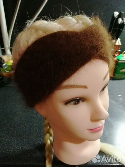 Повязка на голову вязаная