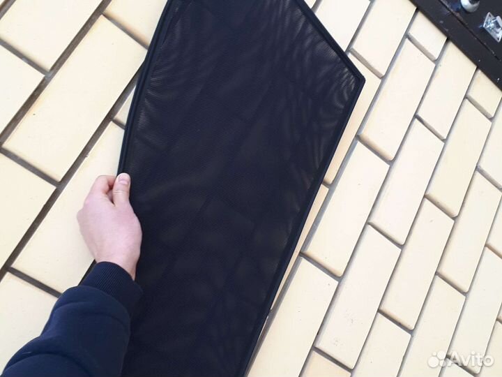 Каркасная тонировка поло лифтбэк