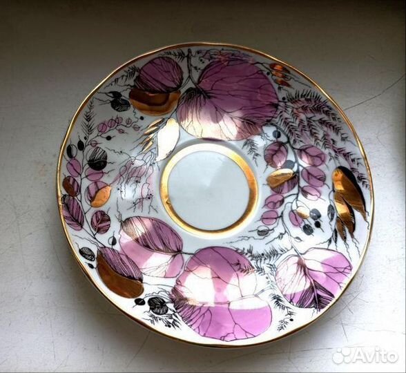 Фарфоровая чайная пара