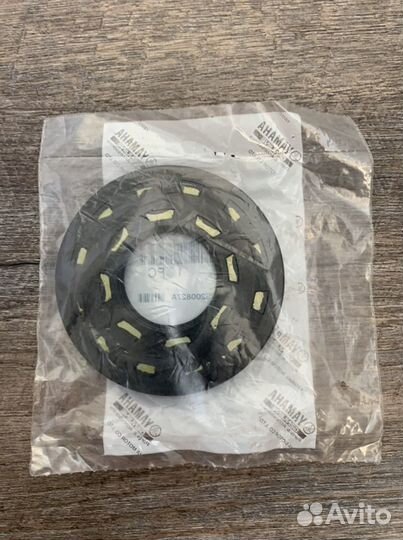 Сальники коленвала гидроцикл Yamaha 700 760 1200