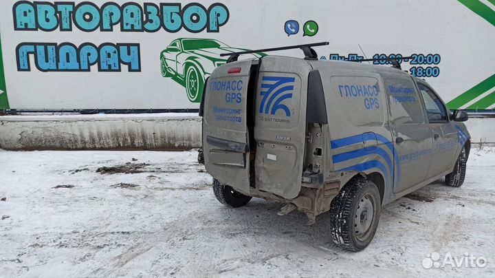 Брызговик передний левый LADA Largus 8450000980