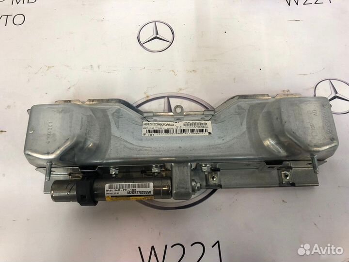 Подушка безопасности коленная SRS Mercedes W204