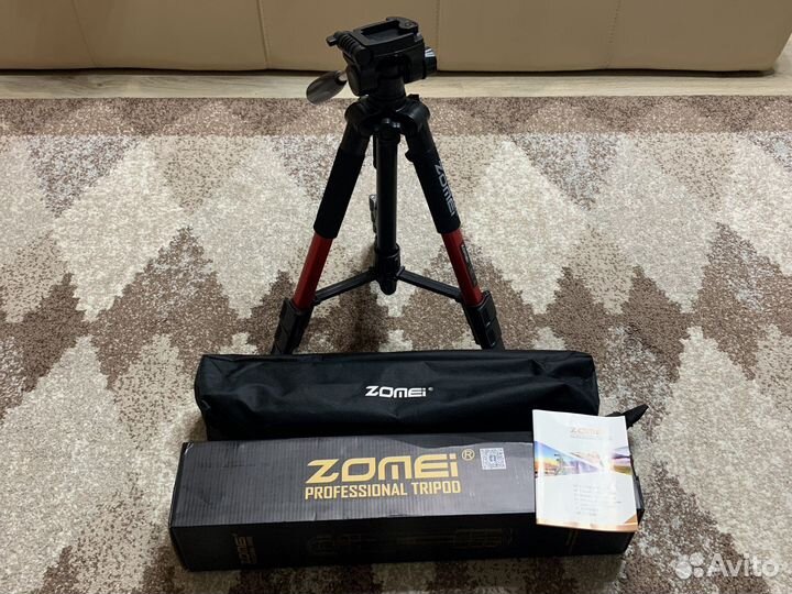 Штатив для фотоаппарата Zomei