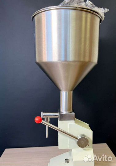 Дозатор пасты ручной А03