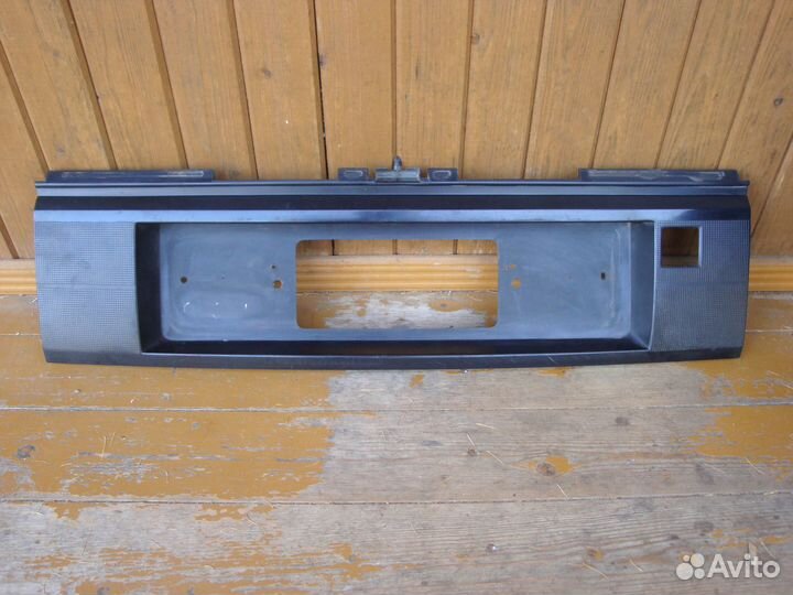 Рамка заднего номера VW passat B3 седан