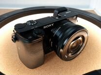 Компактная фотокамера Sony с объективом как новая