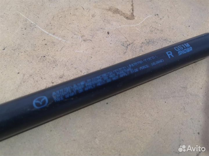 Амортизатор крышки багажника Мазда 6 GH