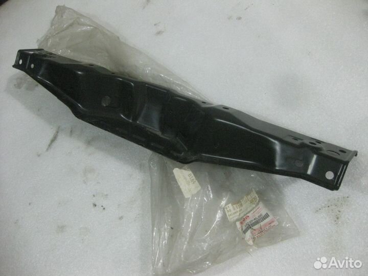 Панель передняя верхняя центральная Suzuki Grand V