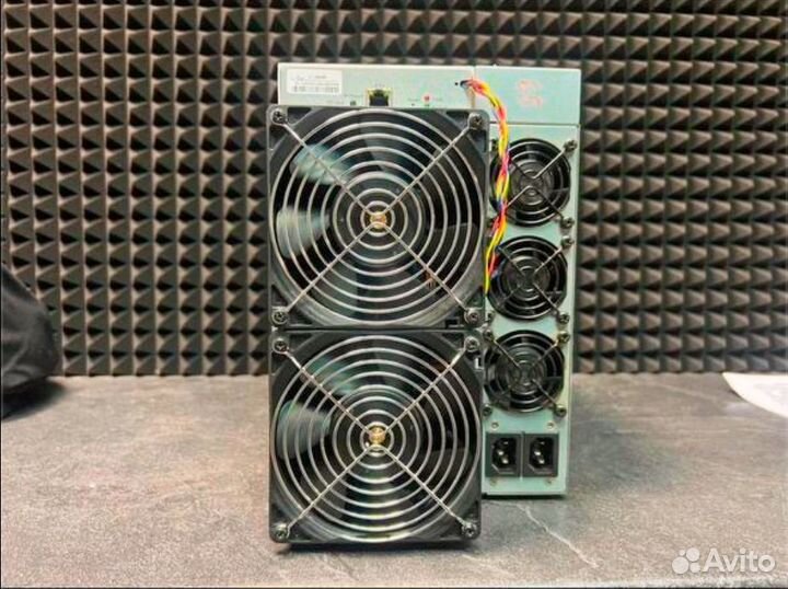 Asic antminer l7 8800m б/у состояние отл