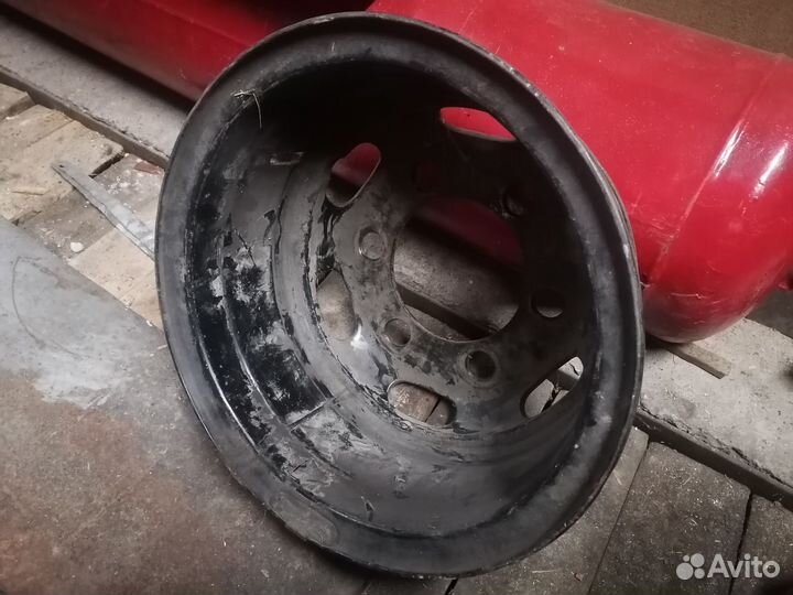 Диски r16 на Hyundai HD 76/78