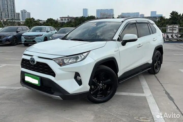 Toyota RAV4 2.0 CVT, 2021, 50 000 км