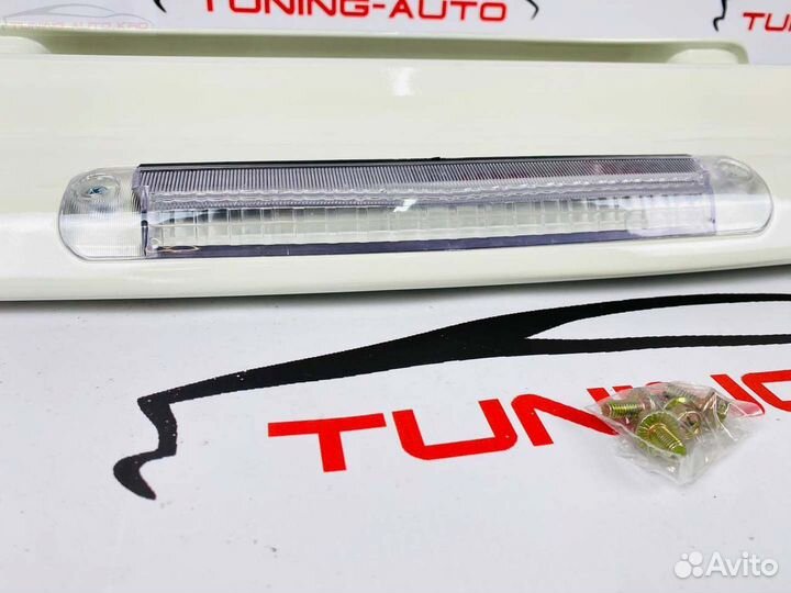 Спойлер на верх Toyota Land Cruiser 100 Z2674