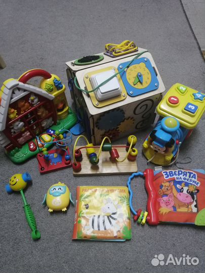 Развивающие игрушки пакетом