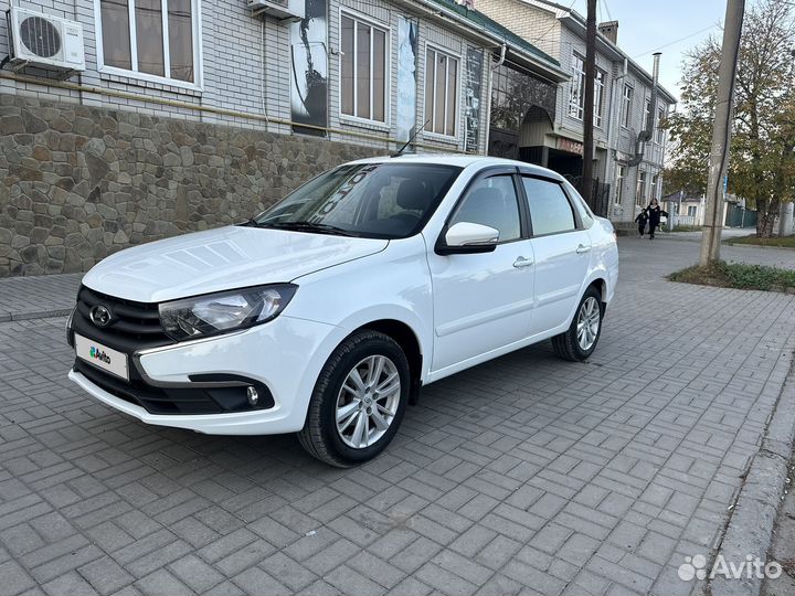 LADA Granta 1.6 МТ, 2022, 32 400 км