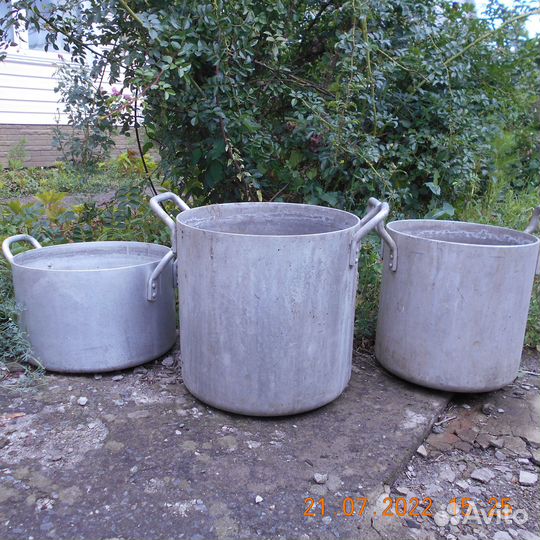 Кастрюли 8 шт.(толстый алюминий) и фляга 35 л СССР