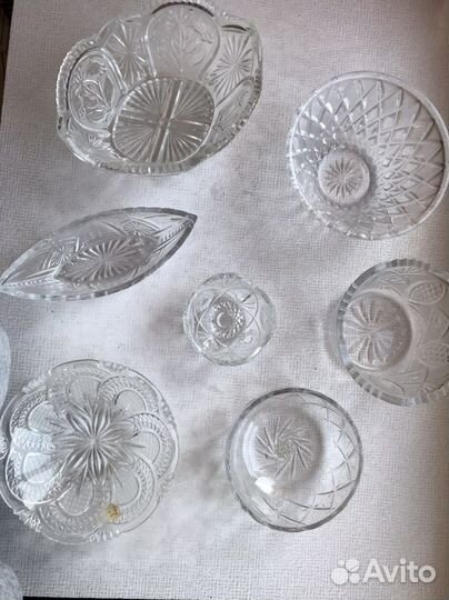 Вазы хрустальные, фужеры, бокалы