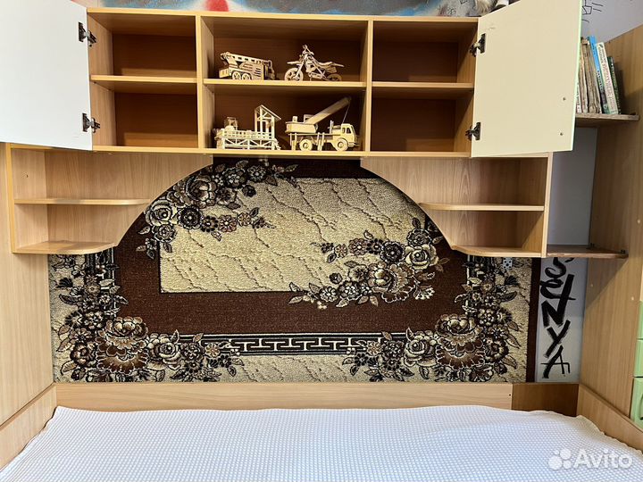 Кровать подростковая