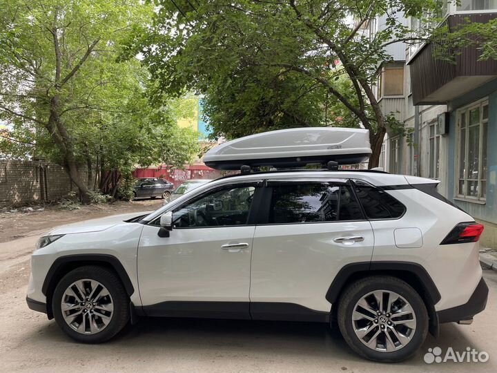 Автобокс на крышу Toyota RAV 4 (белый глянец)