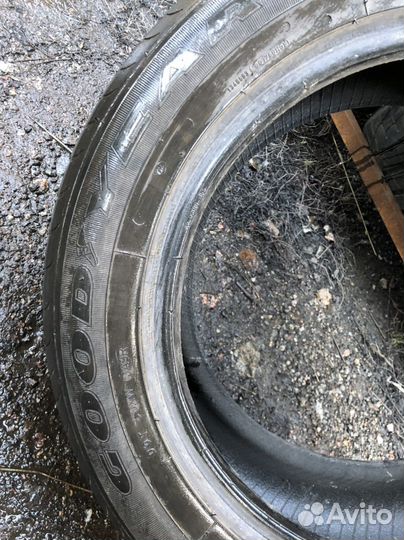 Goodyear EfficientGrip 205/60 R16 92H