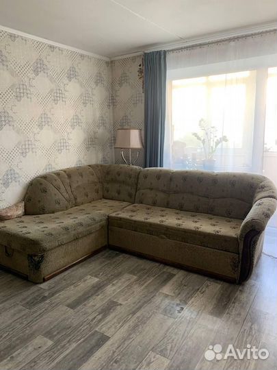 Большой угловой диван бу