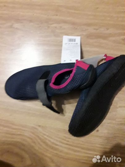 Тапочки для плавания