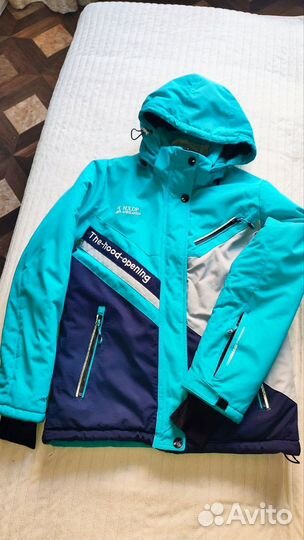 Зимний лыжник на девочку-девушку