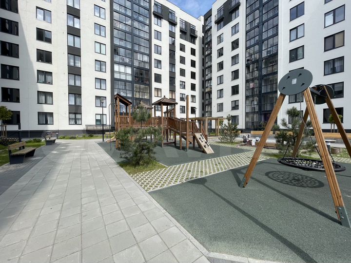 2-к. квартира, 63,5 м², 1/9 эт.