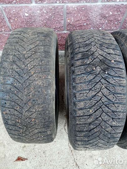 Triangle IcelynX TI501 215/55 R17