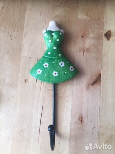 Крючок настенный