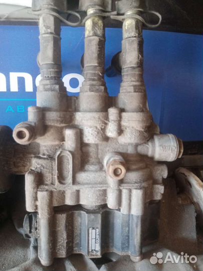 Кран уровня пола рено магнум