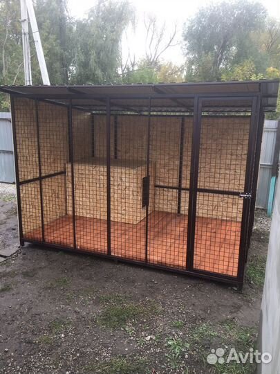 Вольер для собак с утепленной будкой