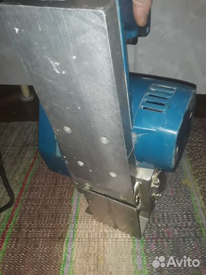 Рубанок электрический