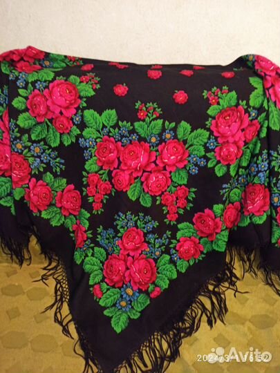 Павловопосадская шаль и платок СССР