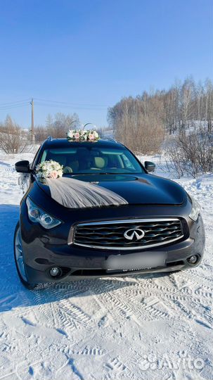 Свадебные украшения на машину