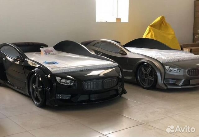 Кровать машина