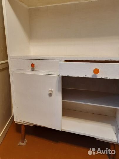 Буфет, шкаф для кухни СССР, кровать