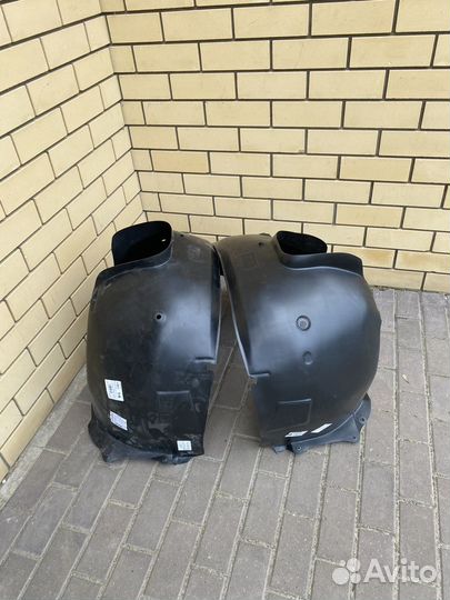 Подкрылки Peugeot 308