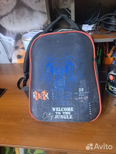 Школьный рюкзак