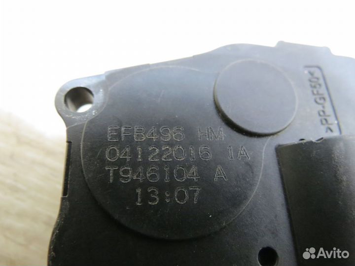 Моторчик заслонки печки на BMW X4 F26