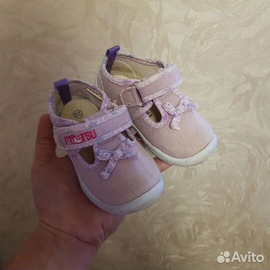 Кроссовки для девочки
