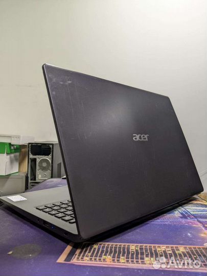 Свежий Acer 8гб SSD