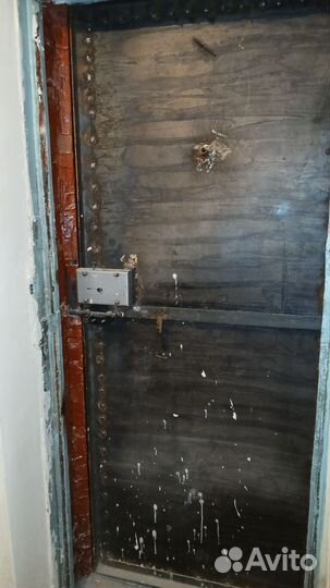 Дверь входная железная бу