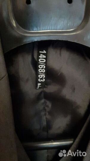 Костюм тройка новый. переросли. ни разу не одели