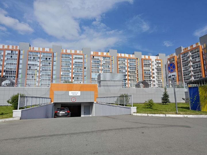 Машиноместо, 14 м²