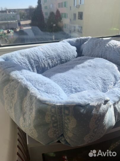 Лежанка для собак и кошек