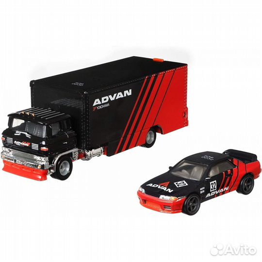 Hot Wheels Nissan Skyline GT-R 32 Team Transport